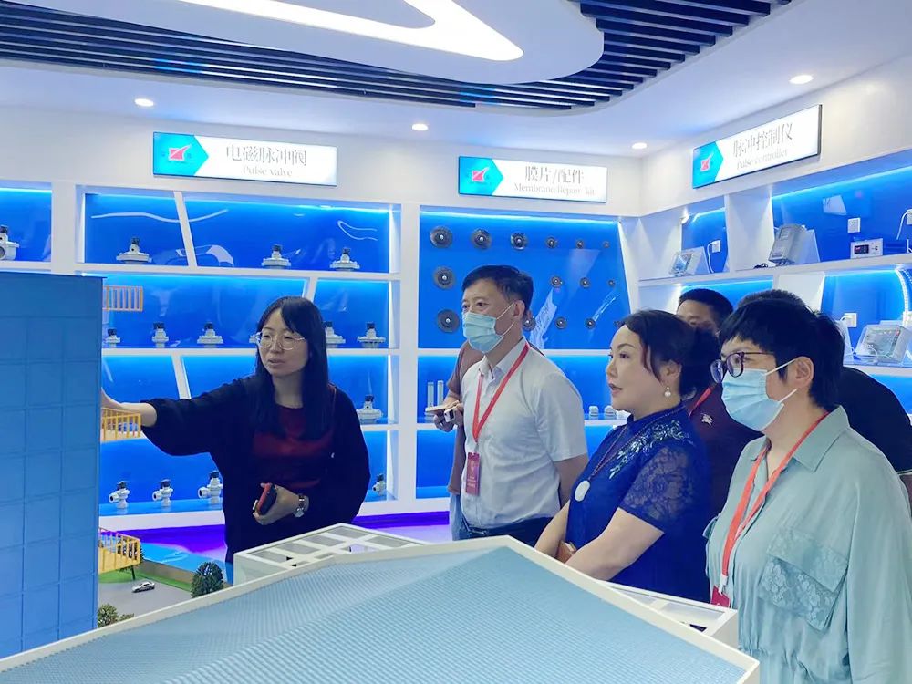 唯亭街道人大工委主任 罗宏斌率队赴我司开展企业营商环境及复工复产情况调研插图1